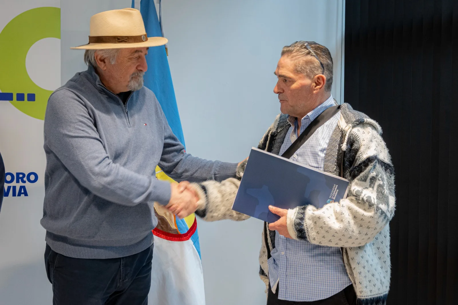 Comodoro Rivadavia otorga 50 soluciones habitacionales a damnificados del cerro Hermitte