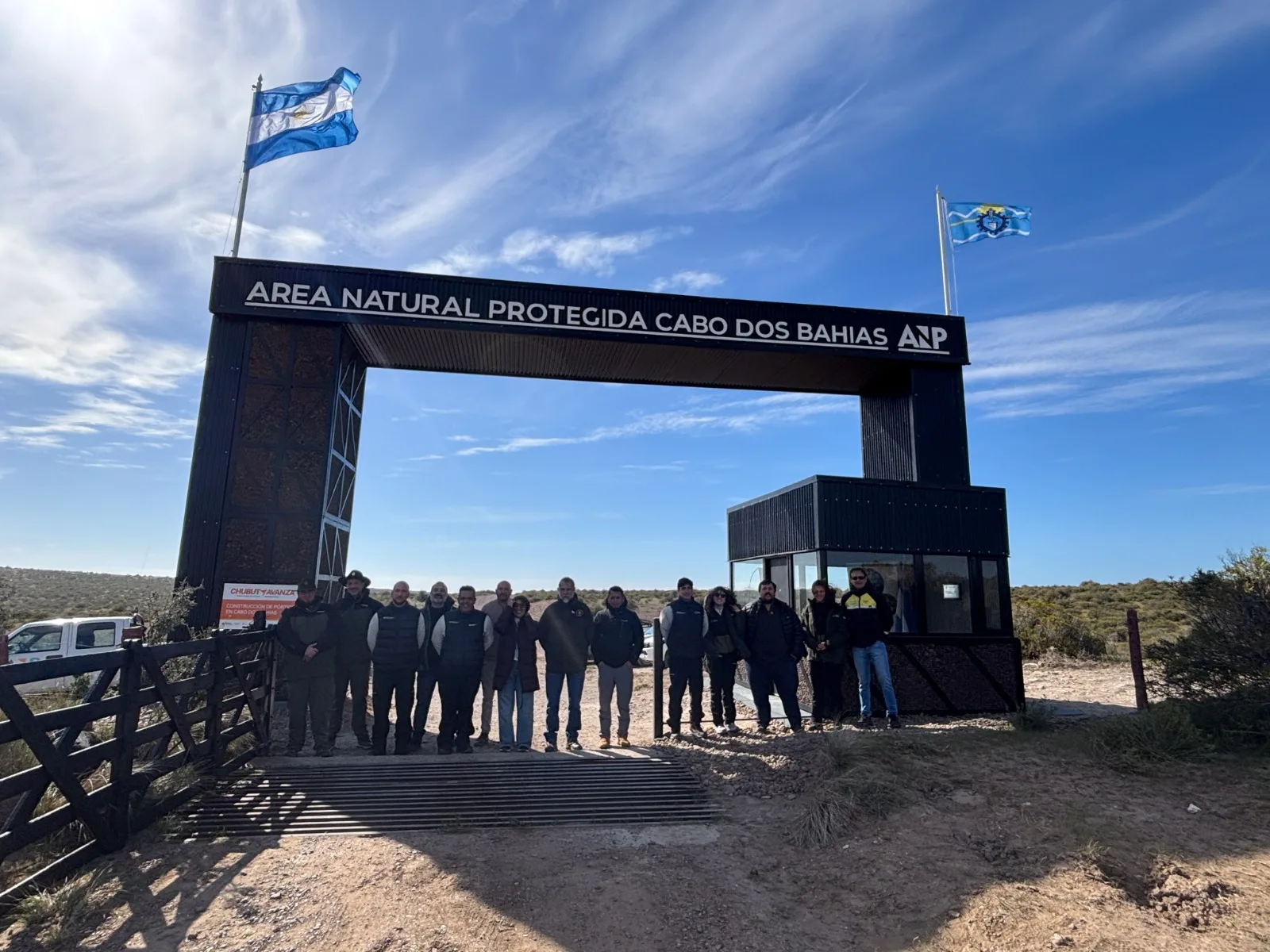 Cabo Dos Bahías renueva su entrada y prepara la temporada de pingüinos