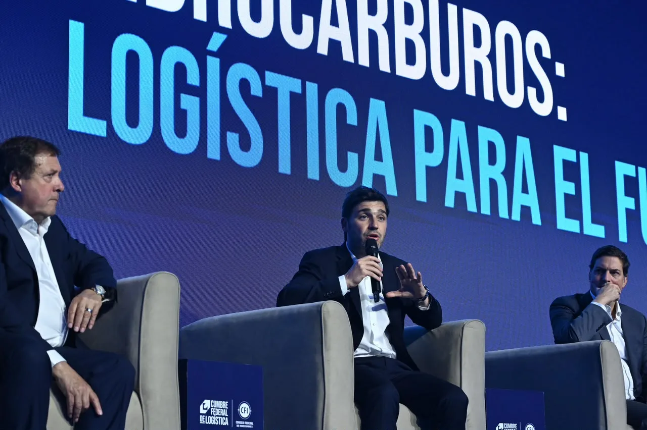 Torres presentó el Acuerdo de Competitividad de Chubut como modelo para atraer inversiones en hidrocarburos
