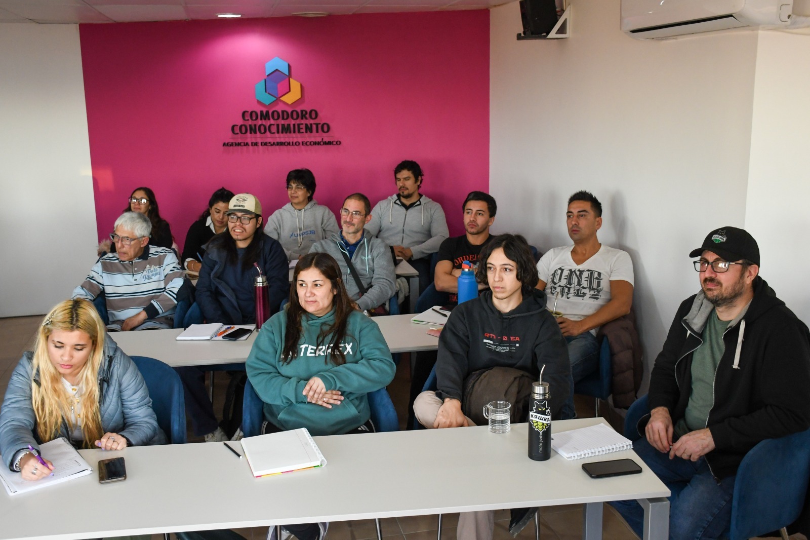 Comodoro Conocimiento capacitó a productores artesanales cerveceros