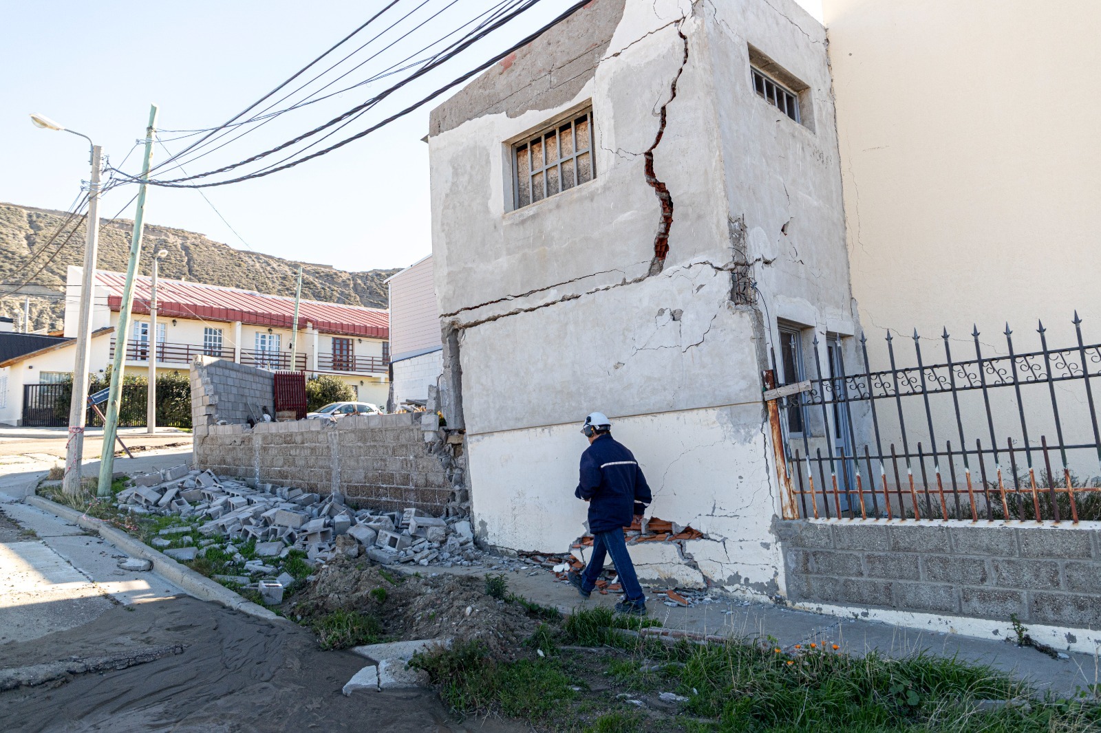 El Municipio informó a los vecinos del cerro Hermitte el resultado del estudio de estabilidad de ladera