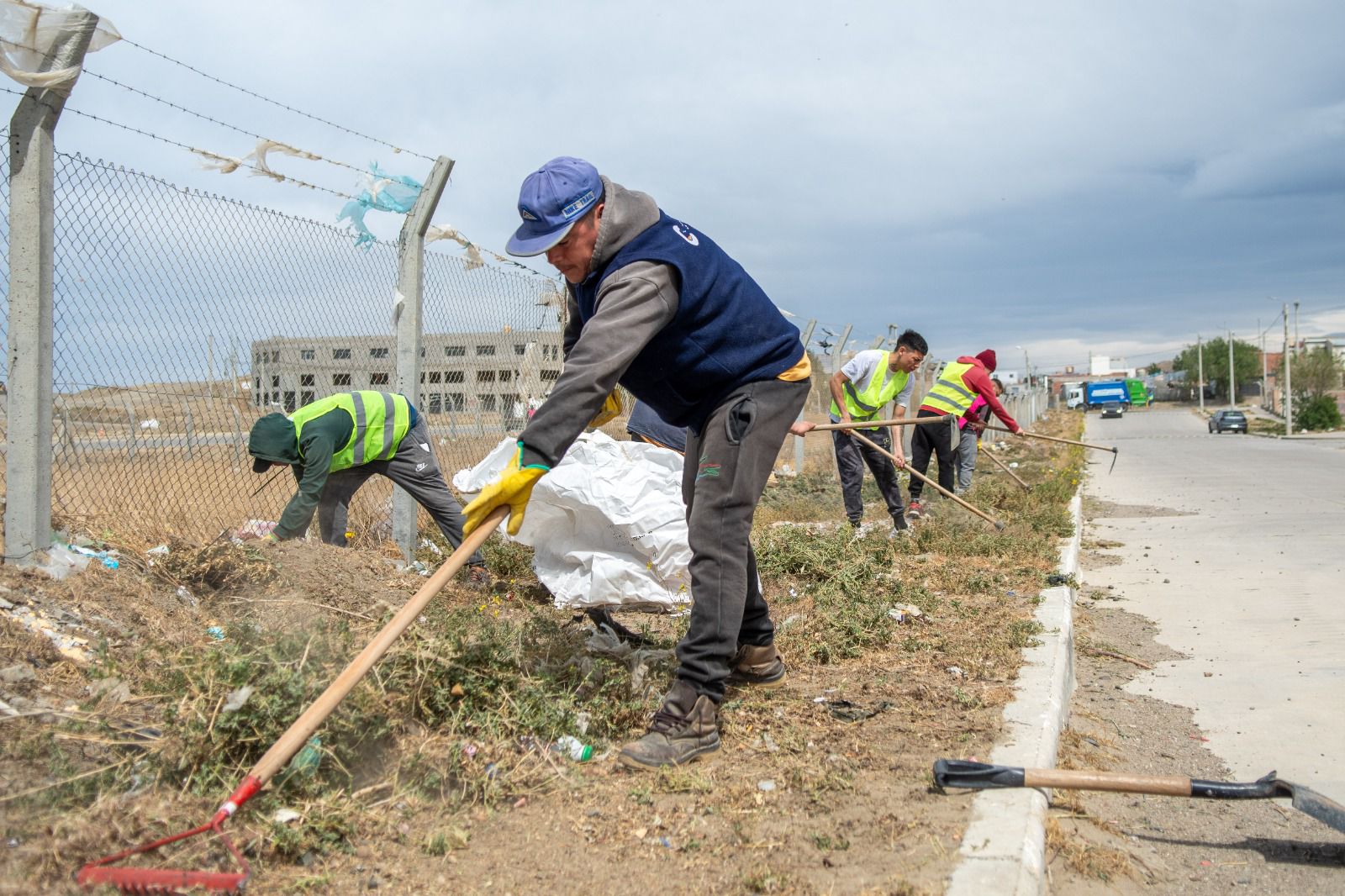 Amplio trabajo de limpieza y embellecimiento en Stella Maris