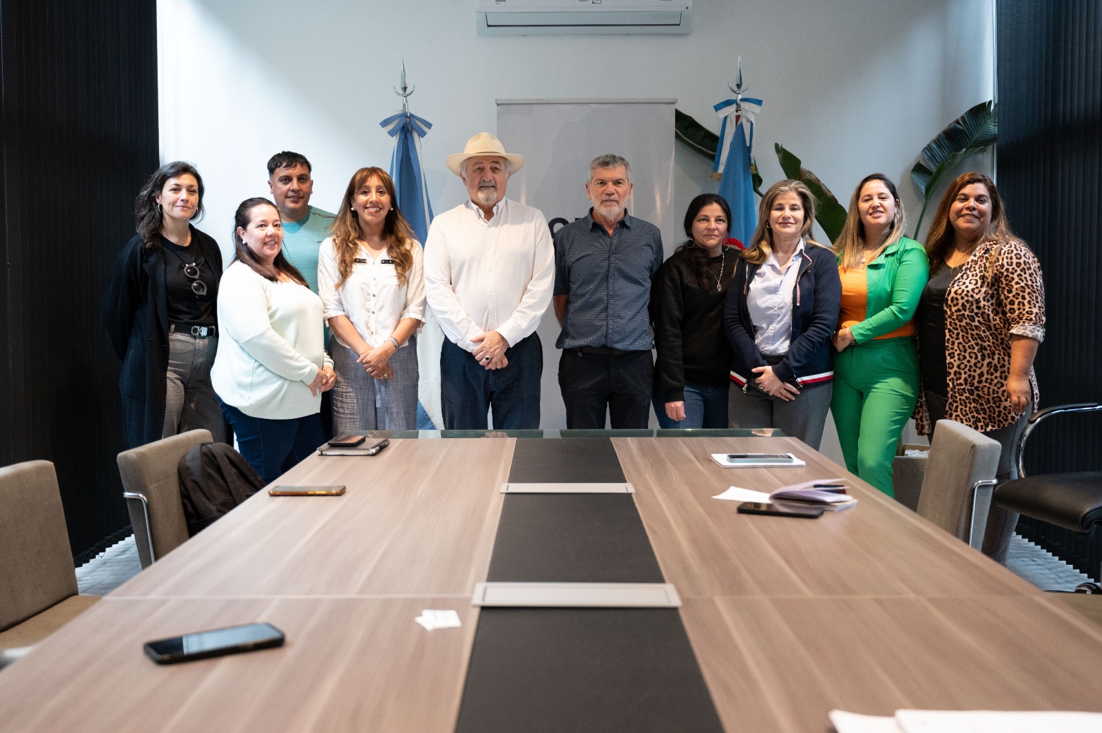 Comodoro y Caleta Olivia fortalecen vínculos en materia sanitaria