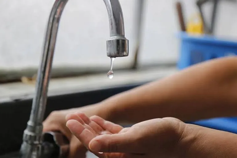 Siete barrios de zona norte se quedaron sin agua por una avería