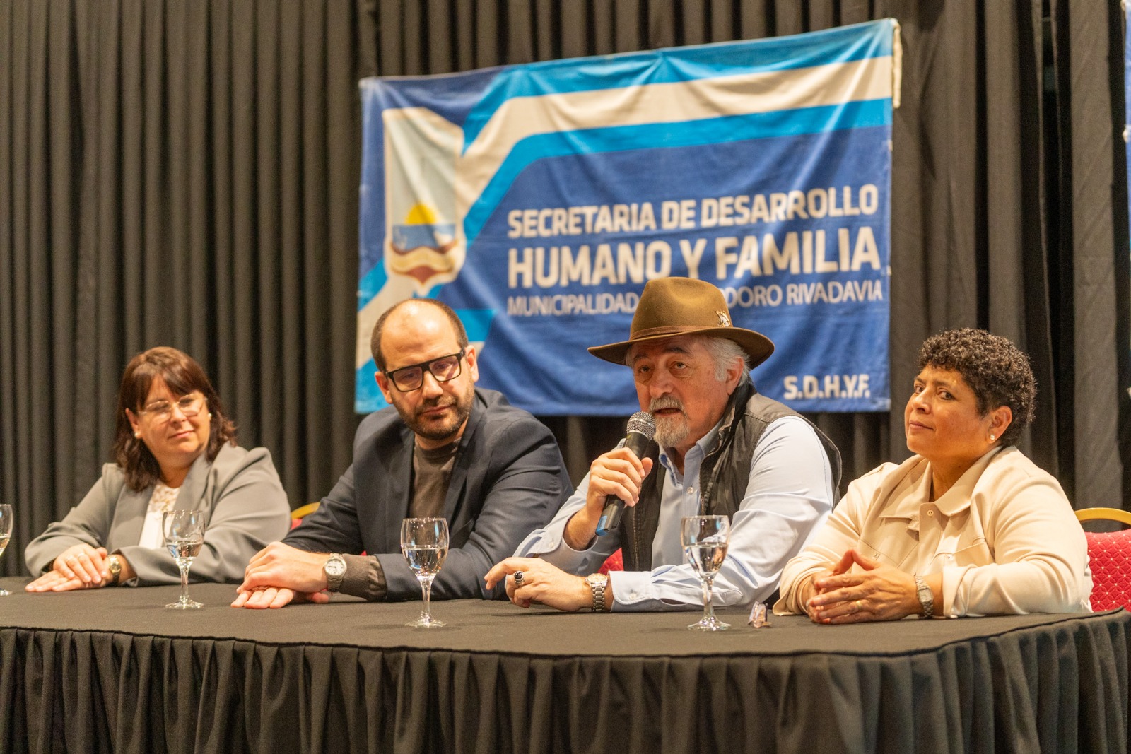 Othar: “Las políticas públicas se hacen con recursos genuinos de este Municipio y en función de las prioridades de nuestros vecinos”