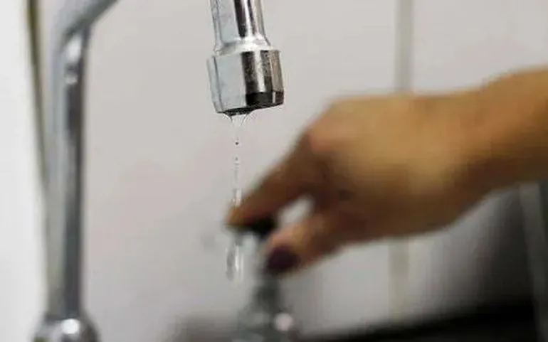 Cortarán el agua durante 24 horas en las zonas Sur y Central