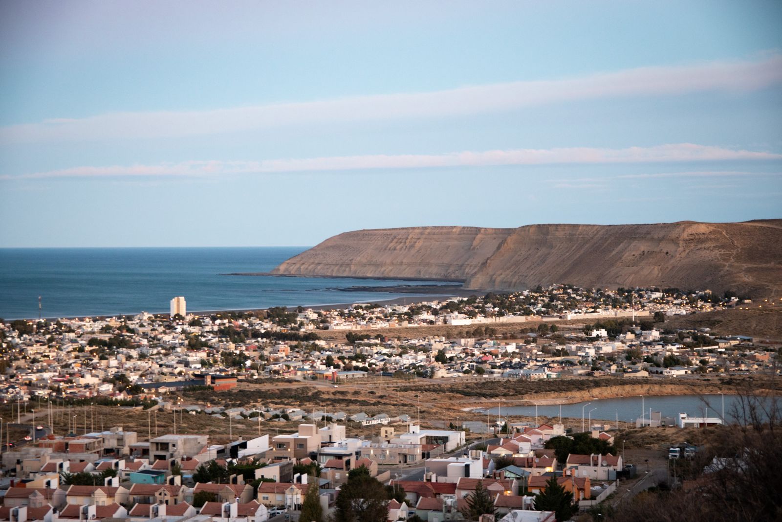 Rada Tilly Impulsa: lanzamiento del ciclo de capacitaciones para fortalecer el comercio local