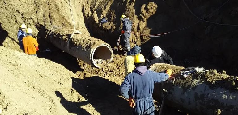 Una avería en el acueducto del ’99 obligó a suspender tareas, pero no habrá corte de agua