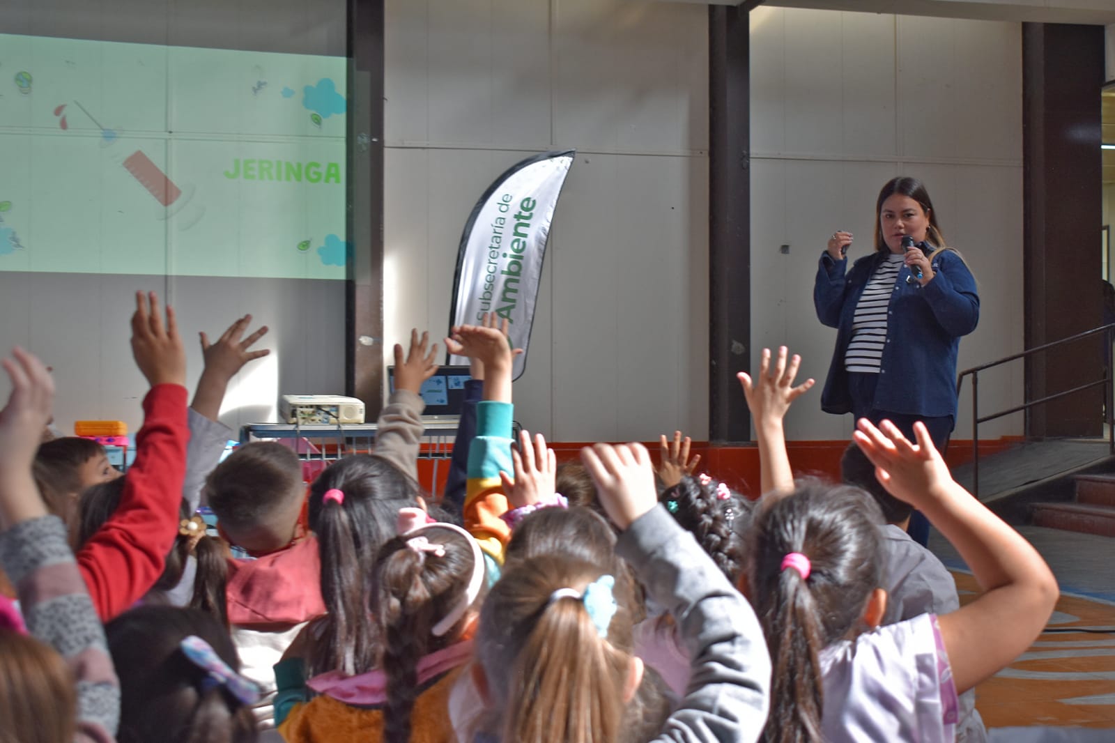 El Municipio llevó la Master Class Ambiental a Río Mayo