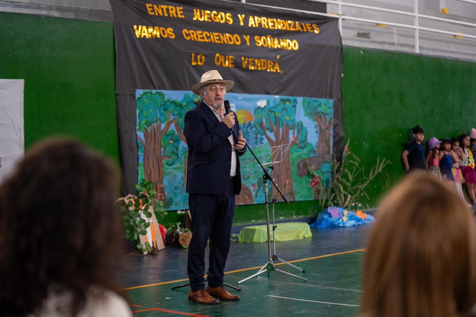 Othar presidió el acto de cierre lectivo de la Escuela Municipal