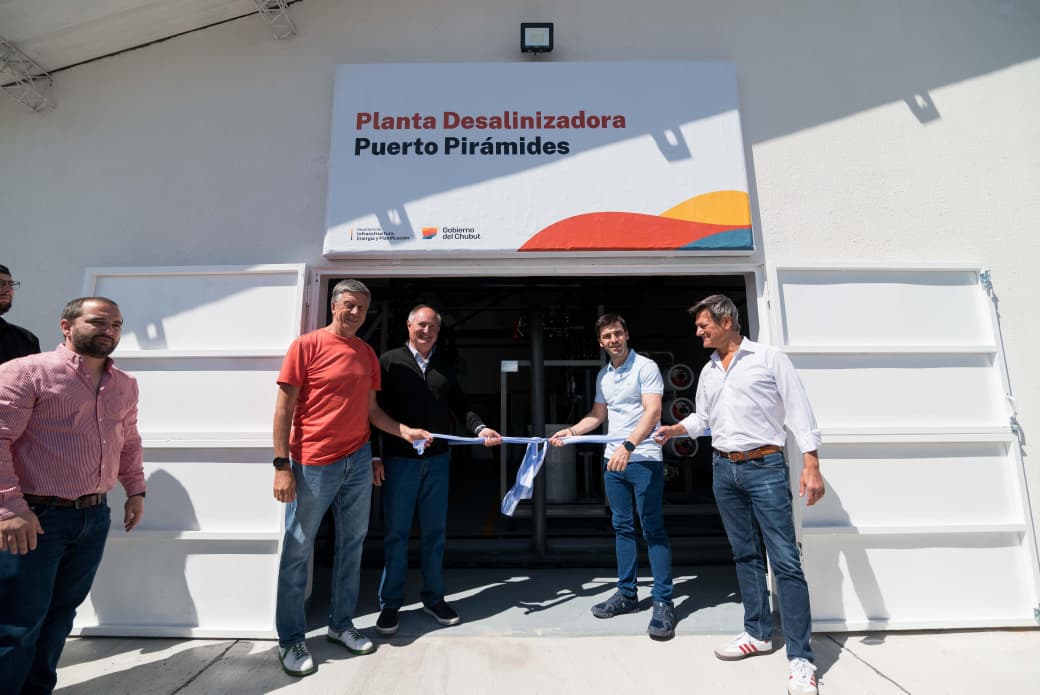 Torres inauguró la nueva planta desalinizadora de Puerto Pirámides, una solución integral a la problemática histórica de acceso al agua en la localidad