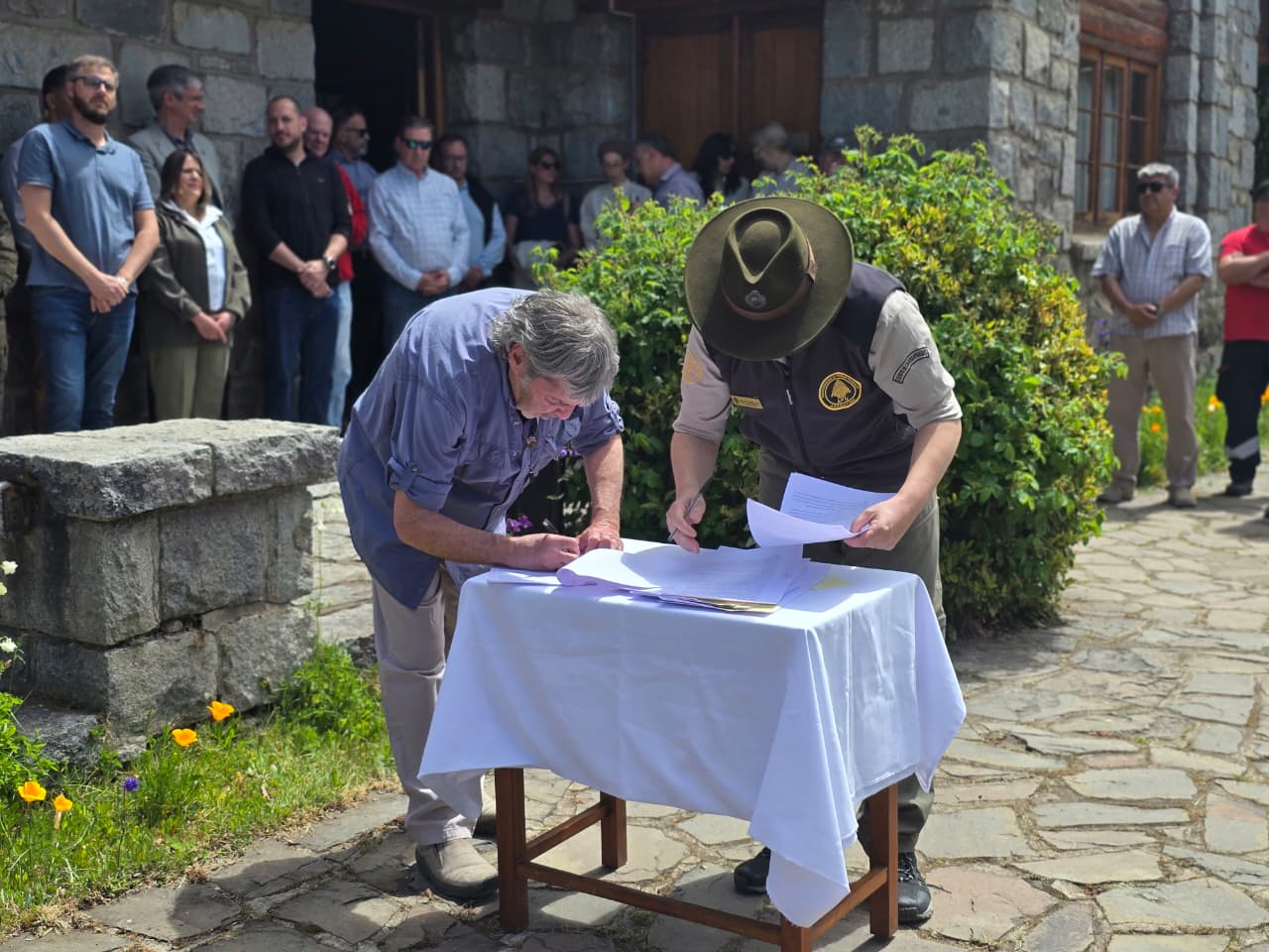 Chubut y el Parque Nacional Los Alerces firmaron acuerdo de cooperación