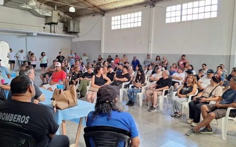 En Laprida denuncian movimientos del cerro Tres Botellas