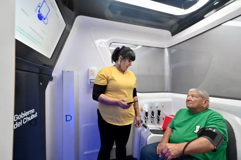 Km 8 cuenta con una Cabina de Multidiagnóstico de Telemedicina