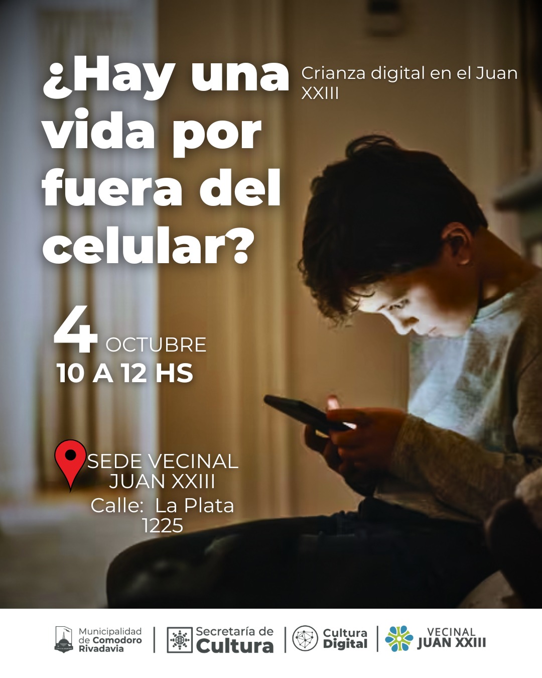 Charla abierta sobre crianza digital y uso responsable de la tecnología en el B° Juan XXIII