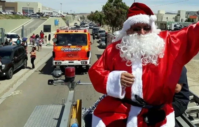 Papá Noel recorrerá barrios de zona norte en una caravana navideña