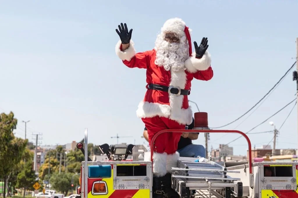 Volvieron las colectas de golosinas de Bomberos para la Navidad: Cómo ayudar y las actividades que realizan
