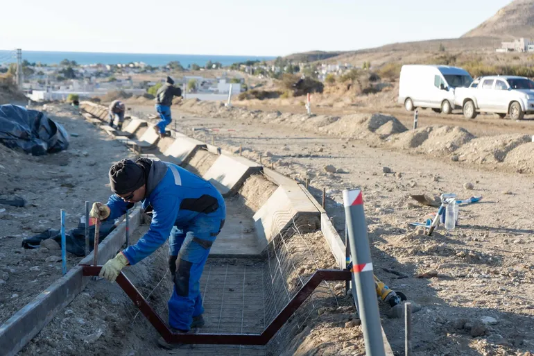 Avanza la obra de escurrimiento pluvial del barrio 139 Lotes