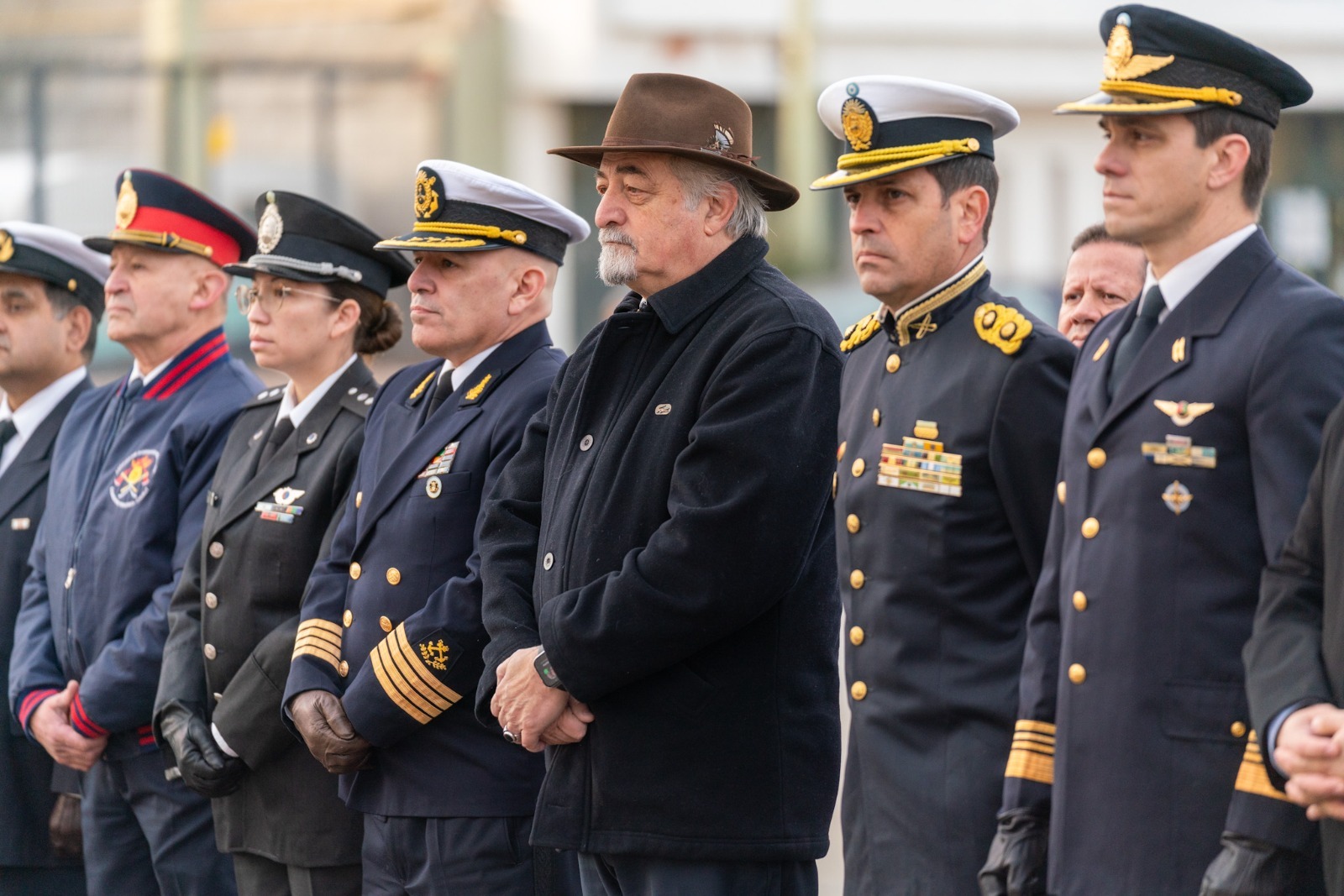 Othar encabezó el acto central por el 210° aniversario de la Independencia en el barrio 9 de Julio
