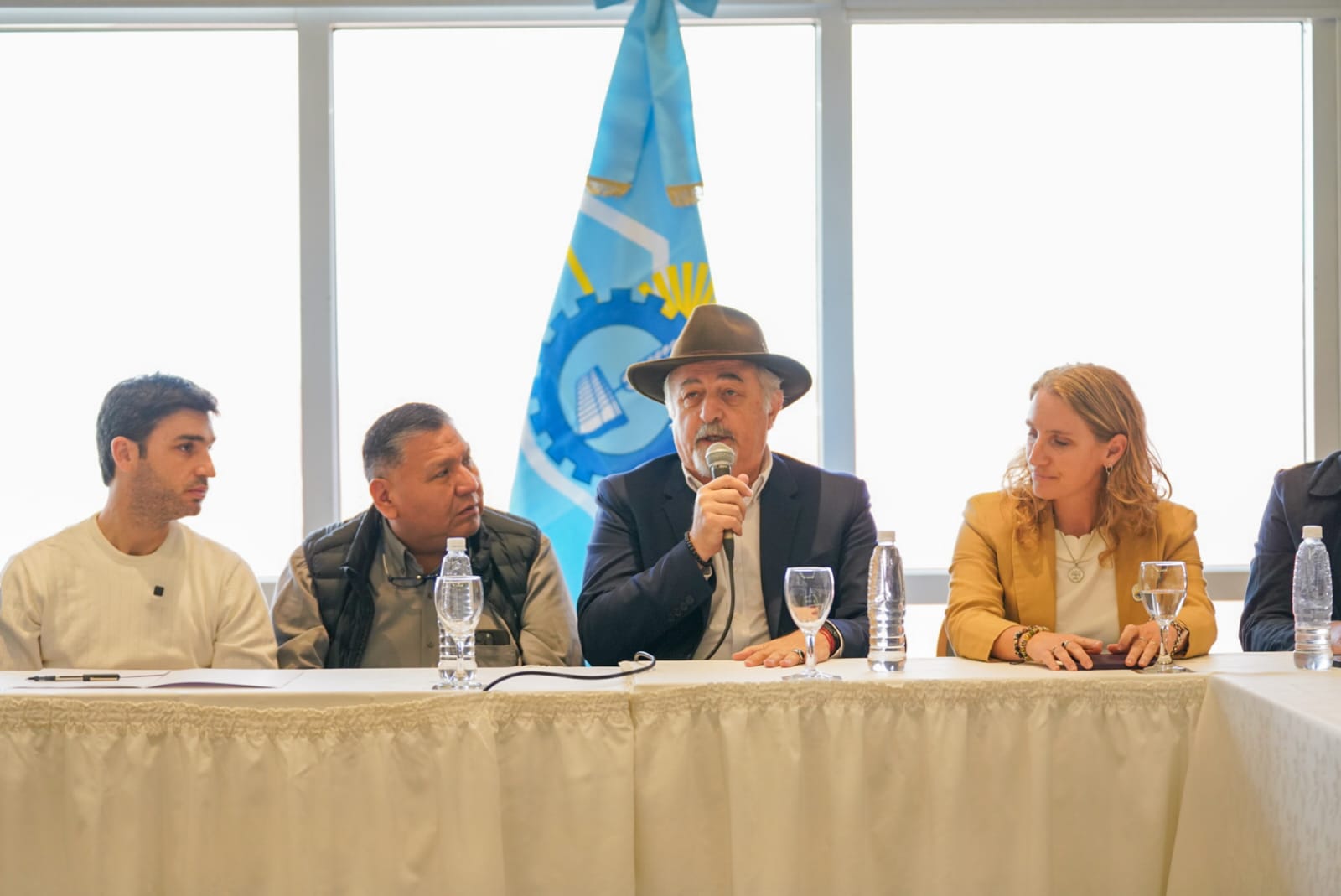 Othar acompañó el anuncio de la eliminación del 8% de retenciones al crudo para reactivar la cuenca petrolera