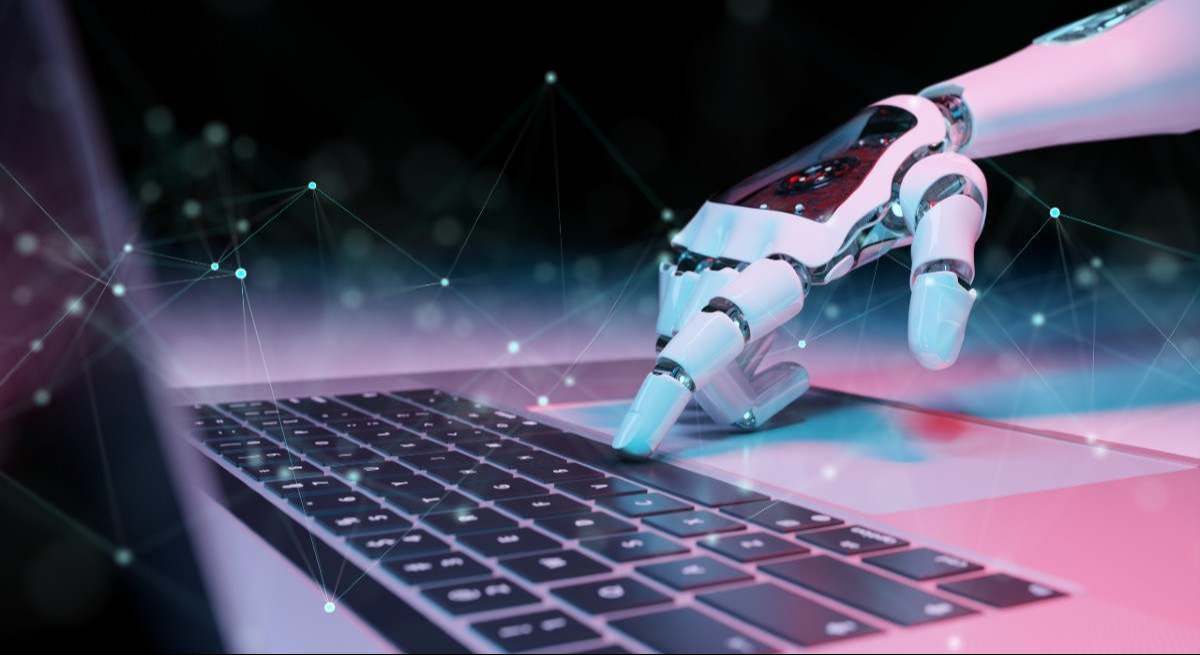 Fabián Ruocco: «Los puestos de trabajo los van a tener la gente que sepa manejar inteligencia artificial»