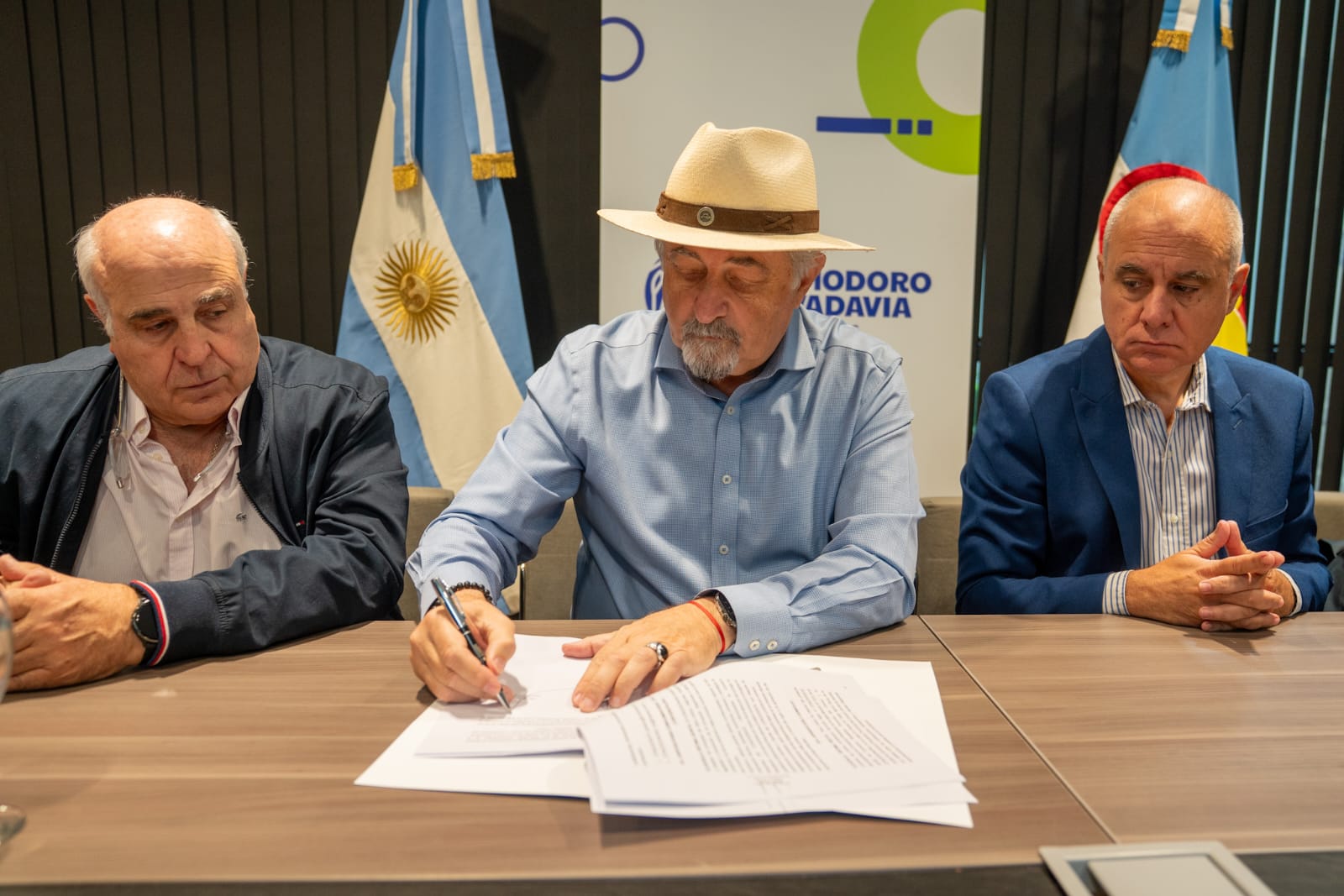 La Municipalidad firmó la concesión del servicio de recolección de residuos con Urbana por 10 años