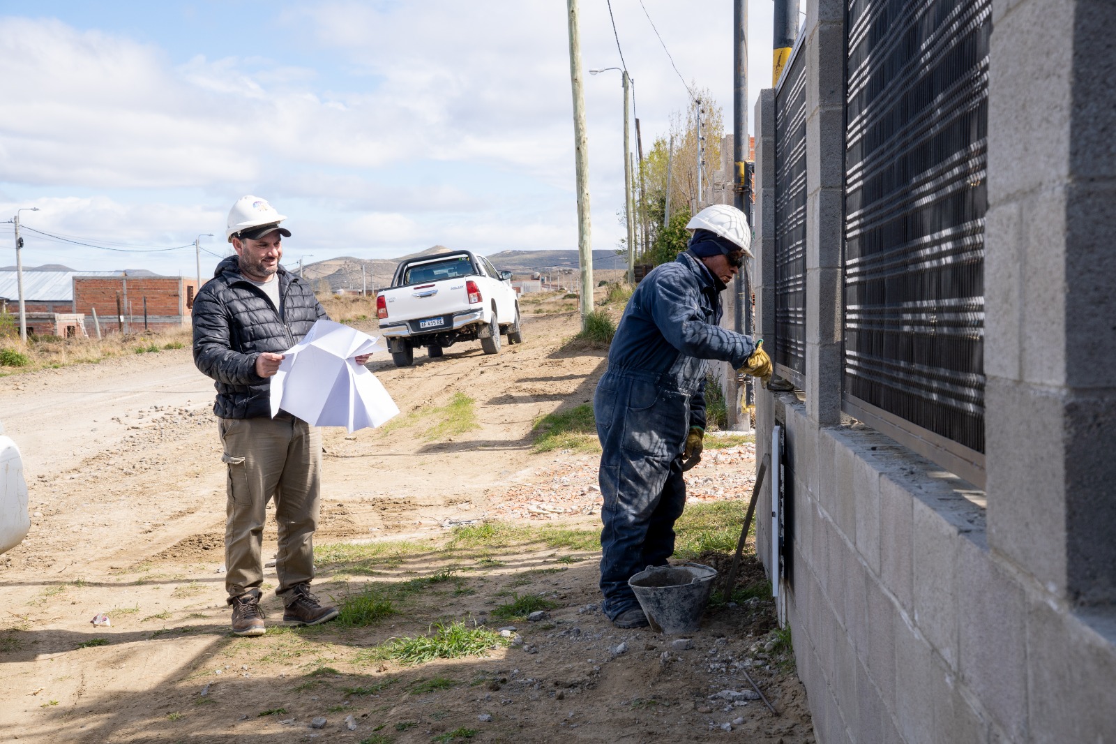 Con la instalación de nichos, comenzó la ampliación de la red de gas natural para el barrio Ara San Juan