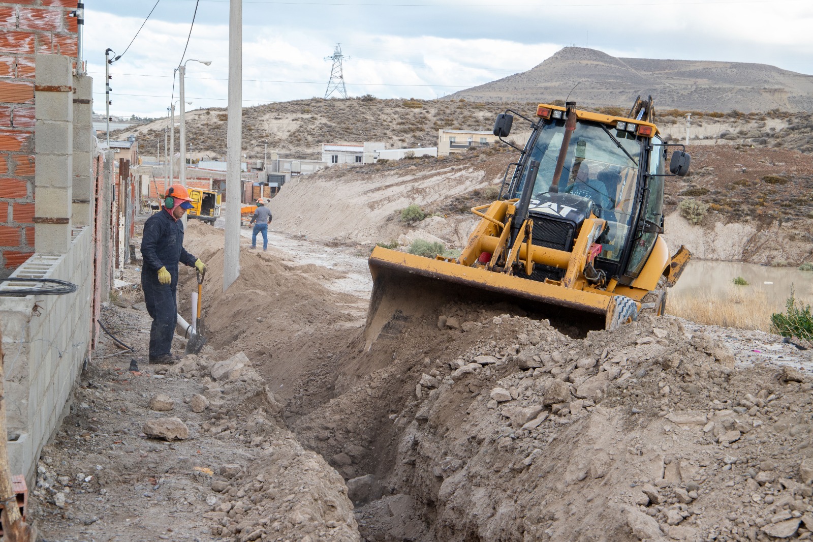 El Municipio amplía la red de gas del barrio Las Orquídeas y sigue instalando servicios en la ciudad
