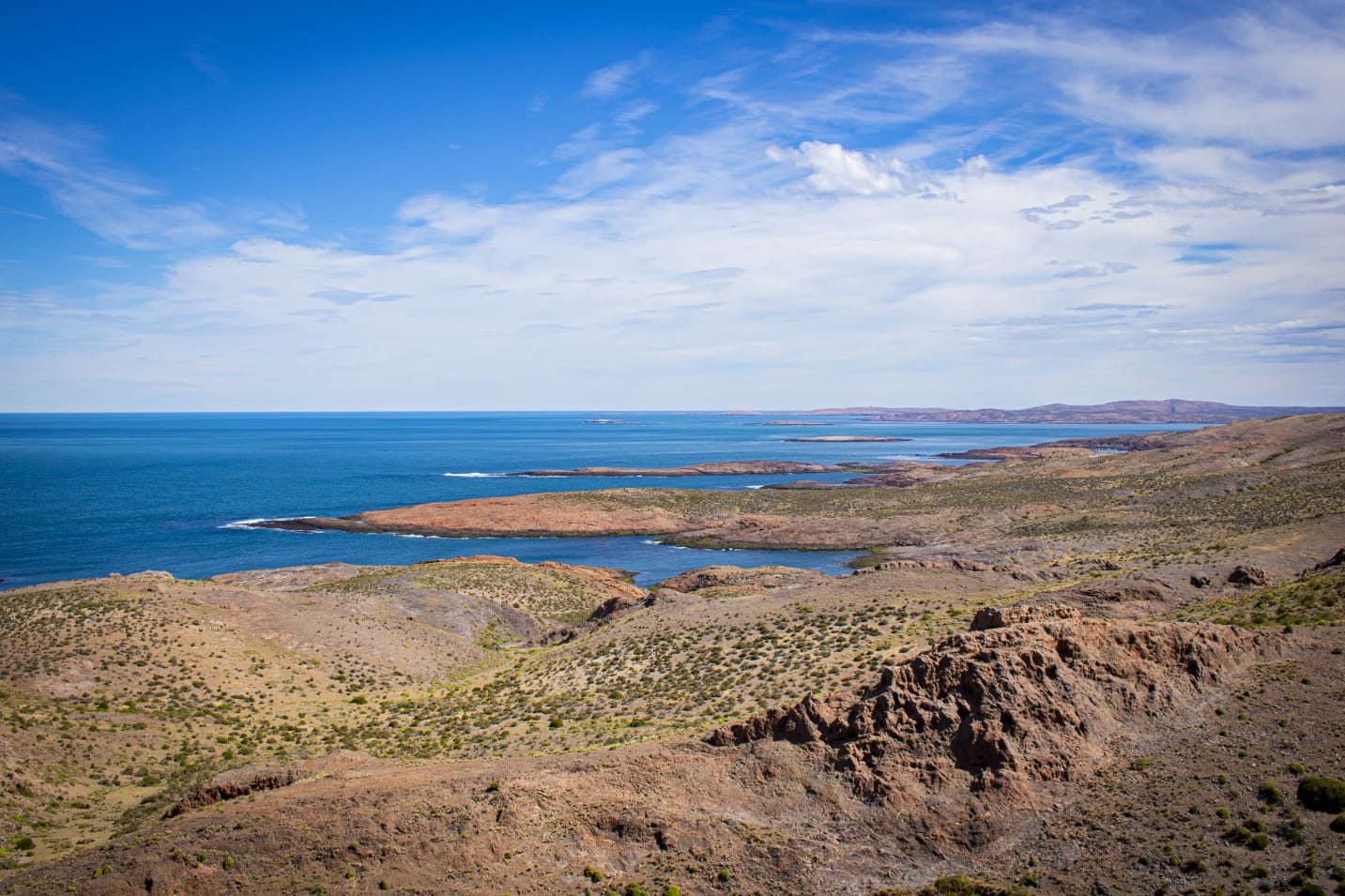 Chubut fortalece la gestión y el desarrollo turístico de Cabo Dos Bahías