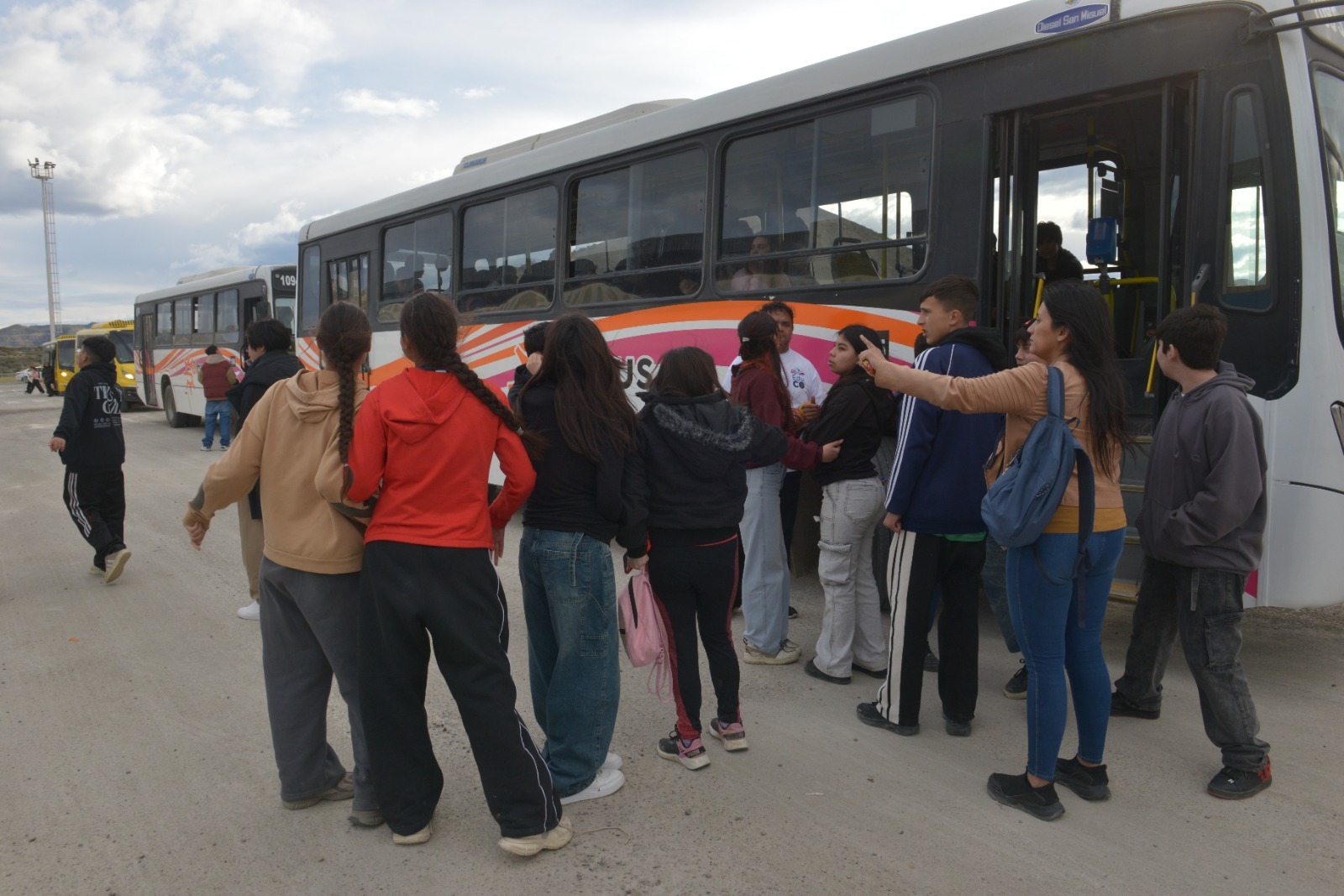 El Municipio garantizó transporte urbano gratuito para que los estudiantes participen de EduCO 2026