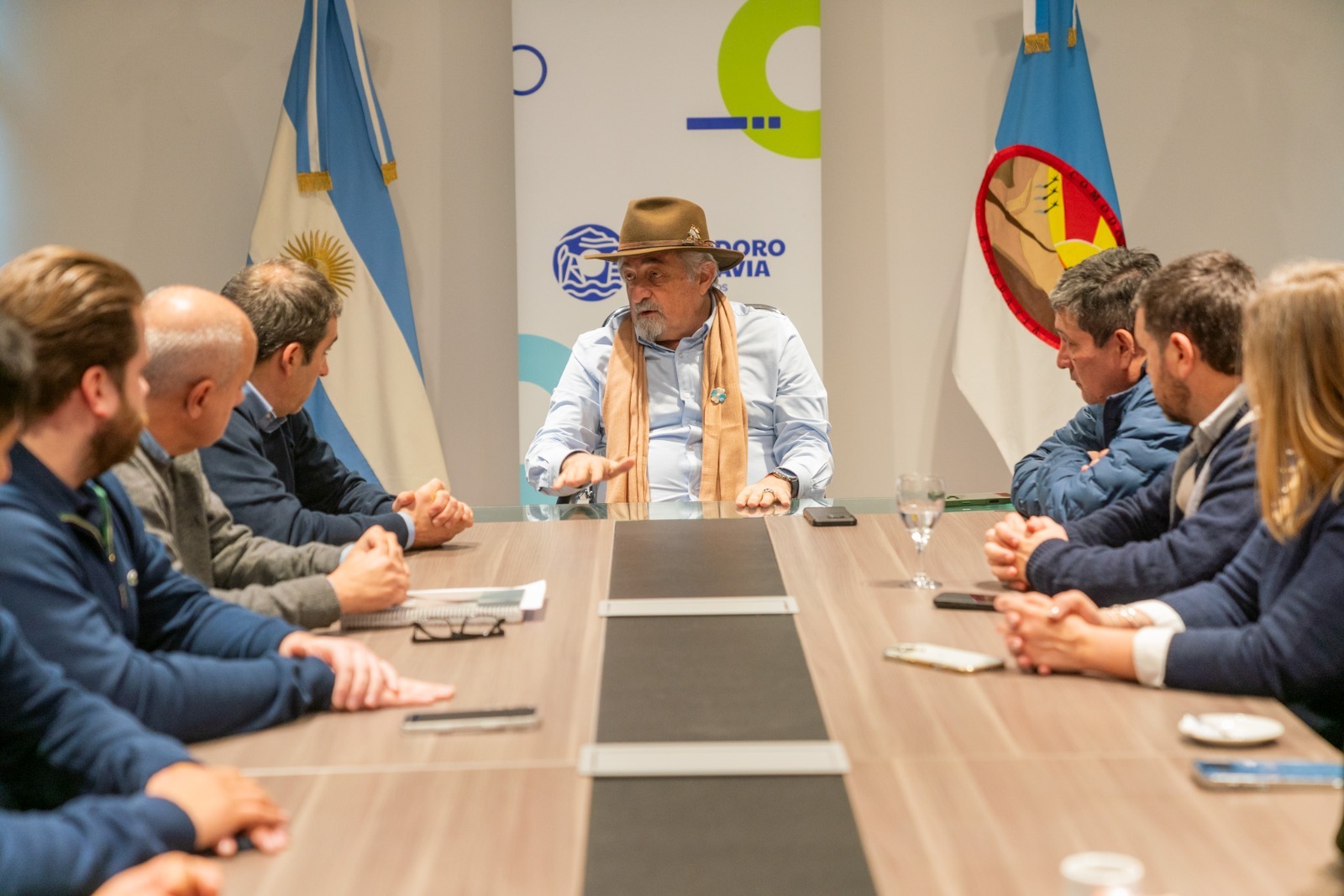Amplio frente político y gremial en defensa del patrimonio de Comodoro ante el traspaso de tierras de YPF