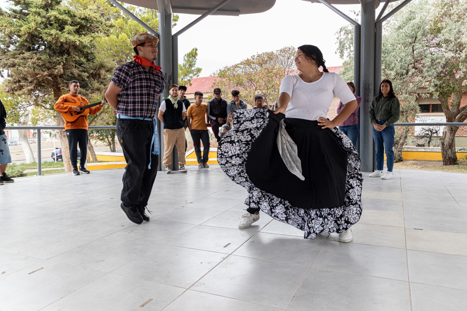 La Esquina concretó una jornada de peña para reforzar la identidad cultural de sus participantes