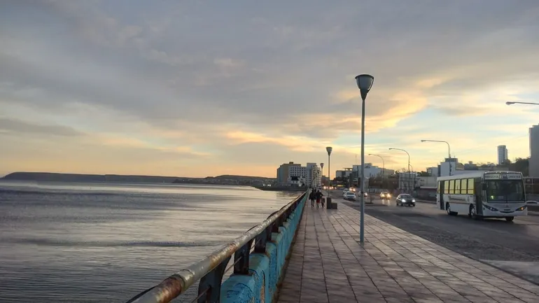 El lunes tendrá cielo mayormente nublado y una máxima de 14°C