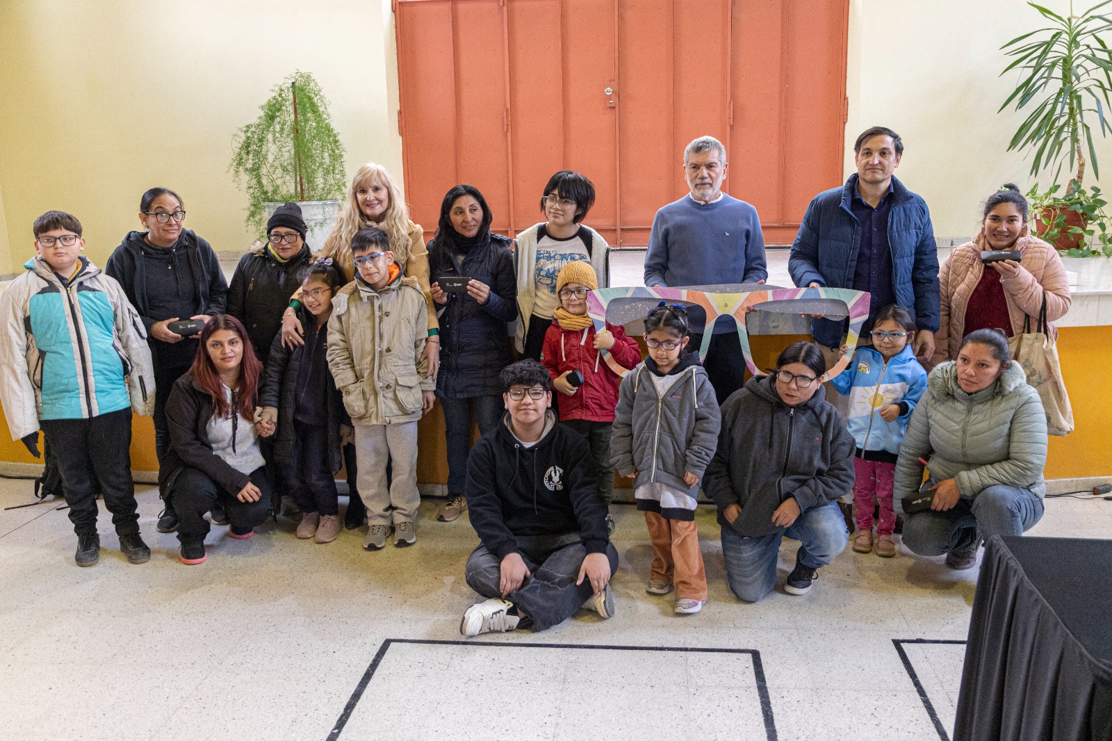 Con la segunda entrega del año, Salud Municipal otorgó 1255 pares de lentes recetados
