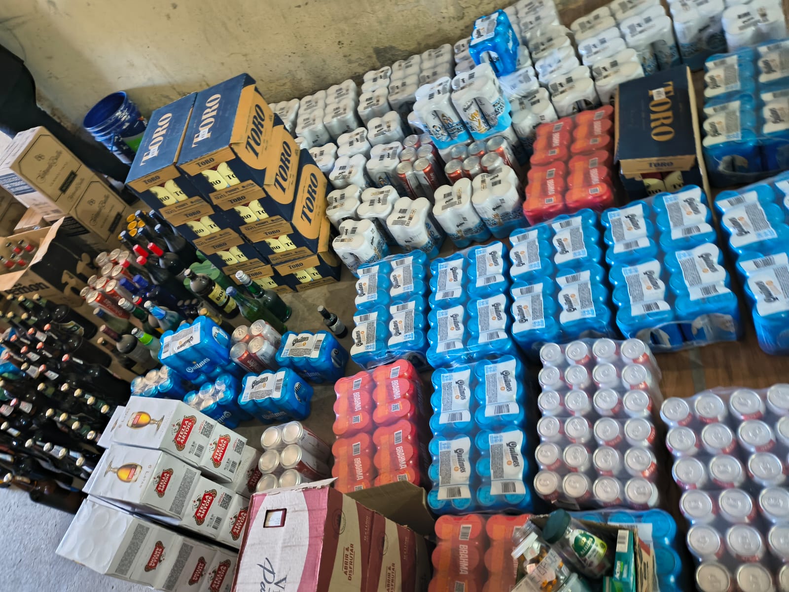 Se clausuró un punto de venta ilegal de alcohol y se secuestró medicamentos irregulares en barrio Edisur