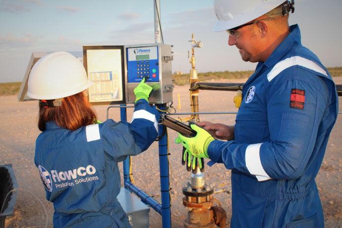 PECOM FIRMA UN ACUERDO CON FLOWCO PARA MEJORAR LA EFICIENCIA PRODUCTIVA Y LA CONFIABILIDAD OPERATIVA EN VACA MUERTA